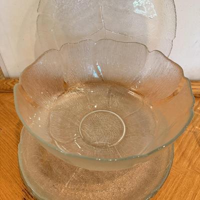 LOT 119F: Flower Design Glass Cake Plate & Leaf Design Plates & Bowl