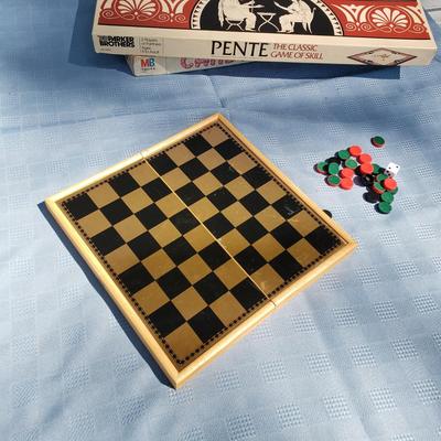 LOT 123G: Game Night! Vintage Candyland, Backgammon, Pente, and More