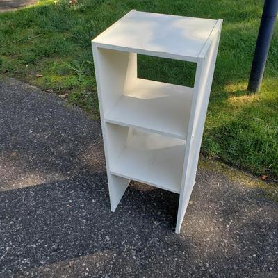 LOT 125G: Cosco Stepstool, Round Accent Table, 3-Tier Shelving Unit