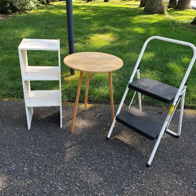 LOT 125G: Cosco Stepstool, Round Accent Table, 3-Tier Shelving Unit
