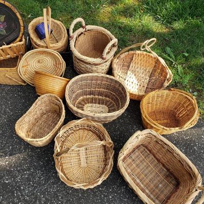 LOT 127G: Baskets Galore! Large Assortment of Baskets in Various Shapes and Sizes