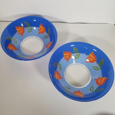 LOT 130L: Arcoroc France Blue Matys Glass Tableware with Orange Tulips