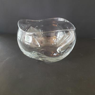 LOT 132L: Fostoria American Footed Dish and Clear Glass Decorative Pieces