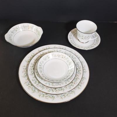LOT 137D: Noritake Savannah Service for 12, Serving Platters and Bowls, Teacups/Saucers, and Creamer with Sugar