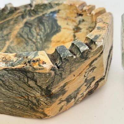 LOT 144F: Vintage Ash Tray Collection