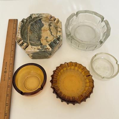 LOT 144F: Vintage Ash Tray Collection