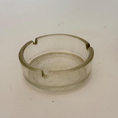 LOT 144F: Vintage Ash Tray Collection