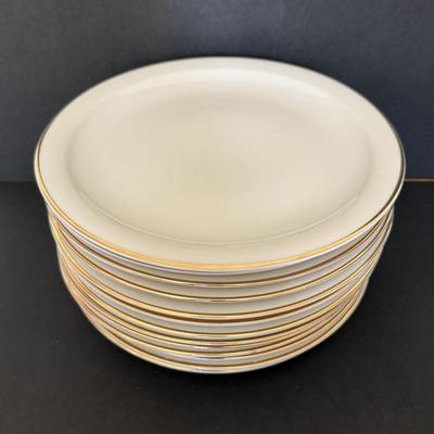 LOT 145F: Krautheim Selb Bavaria Germany Dinner Plates