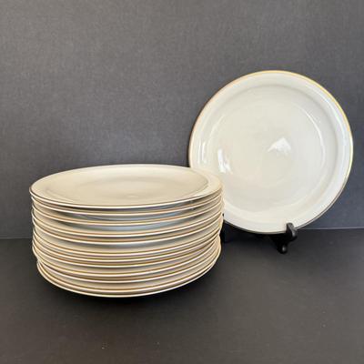 LOT 145F: Krautheim Selb Bavaria Germany Dinner Plates