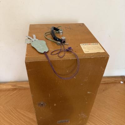 LOT 148F: Vintage Bristolscope Bristoline Microscope