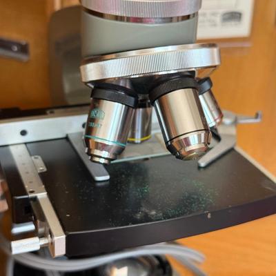 LOT 148F: Vintage Bristolscope Bristoline Microscope