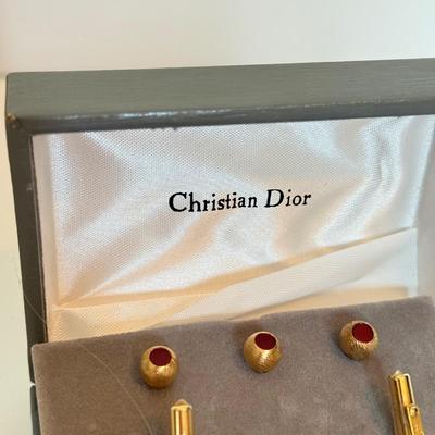 LOT 162F: Christian Dior Cufflinks & Tie Tacks Set