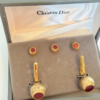 LOT 162F: Christian Dior Cufflinks & Tie Tacks Set