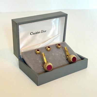 LOT 162F: Christian Dior Cufflinks & Tie Tacks Set