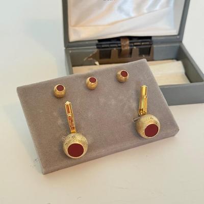 LOT 162F: Christian Dior Cufflinks & Tie Tacks Set