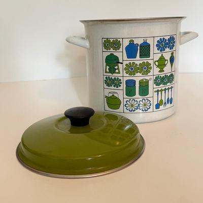 LOT 164F: Vintage 1960s/70s Enamel Steamer Pot