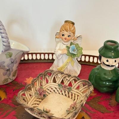 LOT 165F: Vintage Red Rose Tray & Ceramic Trinkets
