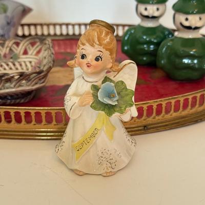 LOT 165F: Vintage Red Rose Tray & Ceramic Trinkets