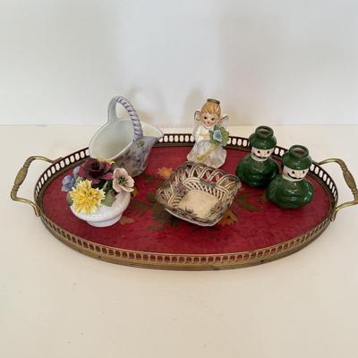 LOT 165F: Vintage Red Rose Tray & Ceramic Trinkets
