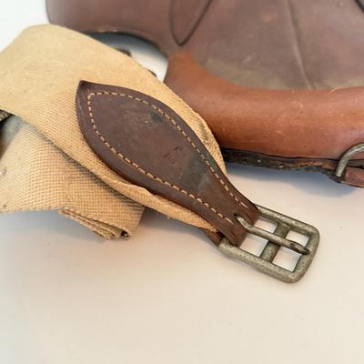 LOT 177F: Vintage Lead Line Saddle