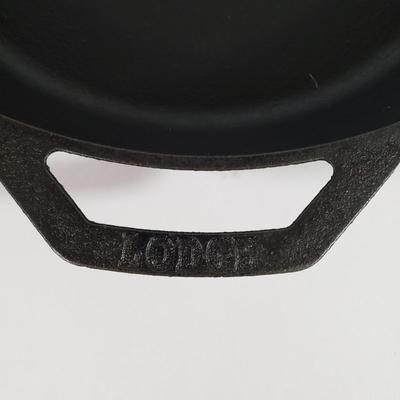 LOT 224K: Cast Iron Frying Pans; Lodge Round Mini Serving Pans