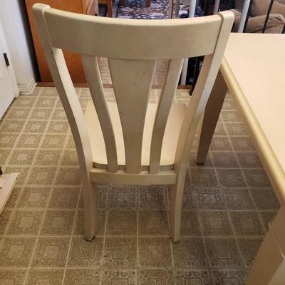 LOT 226K: Kitchen/Dining Table with 4 Chairs and 12" Leaf Extension