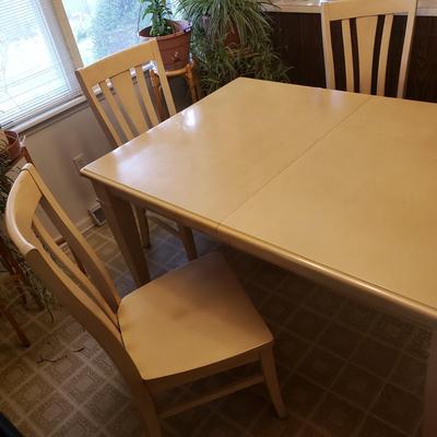 LOT 226K: Kitchen/Dining Table with 4 Chairs and 12" Leaf Extension