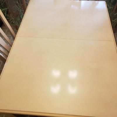 LOT 226K: Kitchen/Dining Table with 4 Chairs and 12" Leaf Extension
