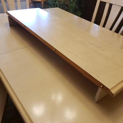 LOT 226K: Kitchen/Dining Table with 4 Chairs and 12" Leaf Extension