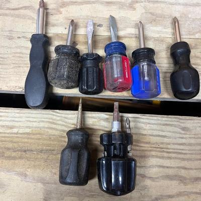 Large Selection of Screwdrivers (SRF-MG)