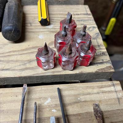 Large Selection of Screwdrivers (SRF-MG)