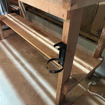 Wooden Work Bench With Vise (STF-MG)