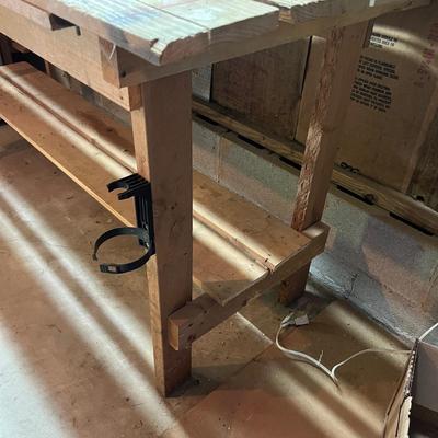 Wooden Work Bench With Vise (STF-MG)