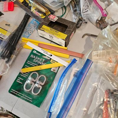 Massive Hardware Assortment (G-JS)