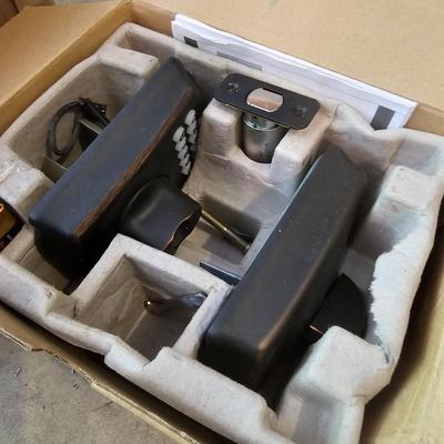 Massive Hardware Assortment (G-JS)