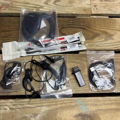 Three Baofeng Portable Two Way Radios, Scanner & Two Handheld CB Radios (SRF-MG)