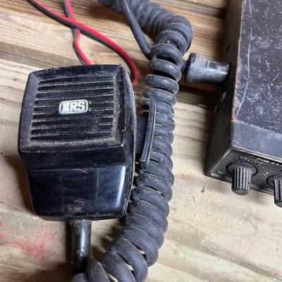 Royce, Realistic, Radio Shack & Uniden 12V CBs (SRF-MG)