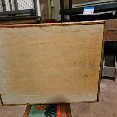 Vintage Wood Containers & Tool Boxes (G-JS)