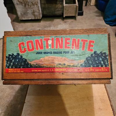 Vintage Wood Containers & Tool Boxes (G-JS)