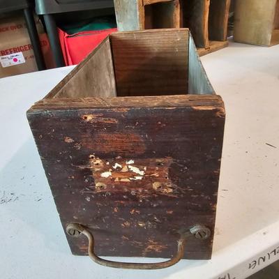 Vintage Wood Containers & Tool Boxes (G-JS)