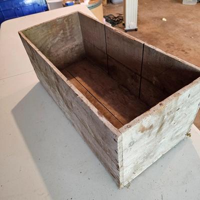 Vintage Wood Containers & Tool Boxes (G-JS)