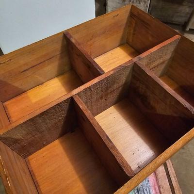 Vintage Wood Containers & Tool Boxes (G-JS)