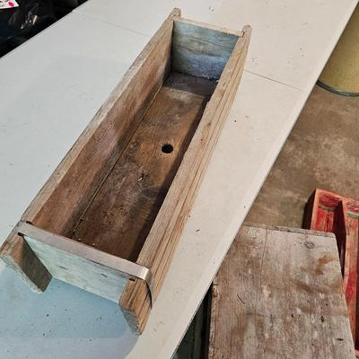 Vintage Wood Containers & Tool Boxes (G-JS)