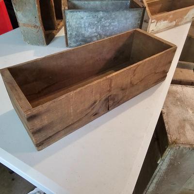 Vintage Wood Containers & Tool Boxes (G-JS)
