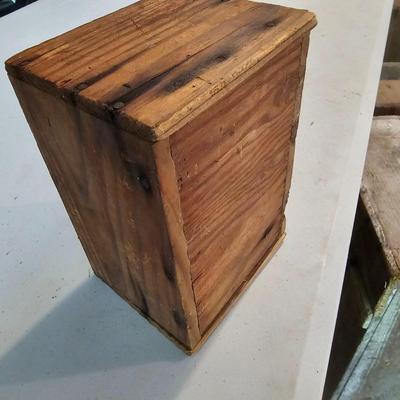Vintage Wood Containers & Tool Boxes (G-JS)