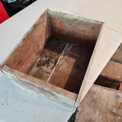 Vintage Wood Containers & Tool Boxes (G-JS)
