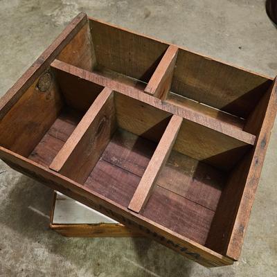 Vintage Wood Containers & Tool Boxes (G-JS)