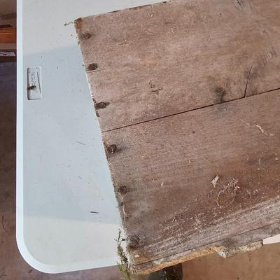 Vintage Wood Containers & Tool Boxes (G-JS)