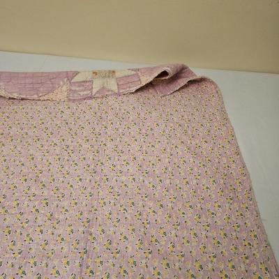 Assorted Quilts, Wall Hangers + Quilt Rack (GB1-JS)