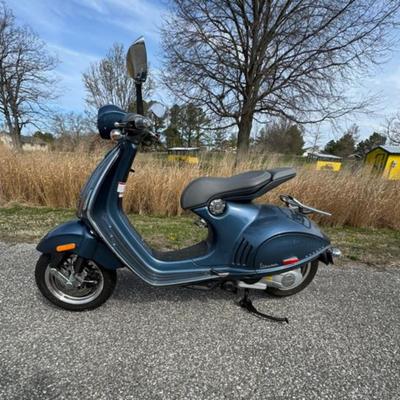 Sale Photo Thumbnail #53: Vespa Primavera 946 Motorcycle – 262 Miles Don’t miss this rare opportunity to own a virtually new Vespa Primavera 946 – a stunning blend of Italian design and modern performance. With only 262 total miles, this Vespa has been garage stored and rema